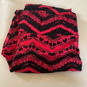 Lularoe leggings NWOT Tall & curvy